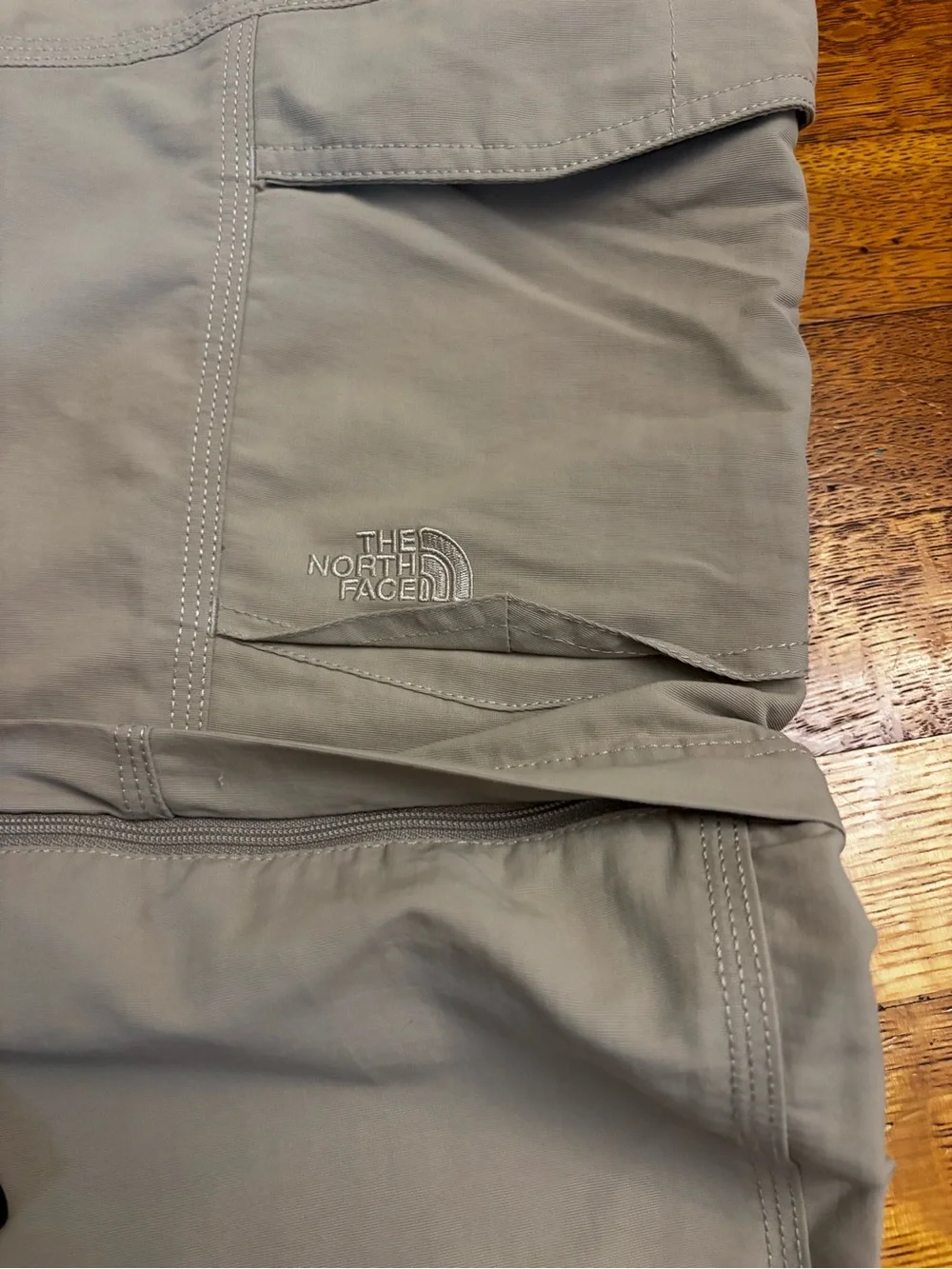 The North Face Convertible Pants. Tan XL. Great condition.